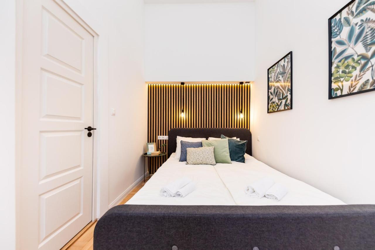 Kiraly Downtown Apartment Budapest Luaran gambar